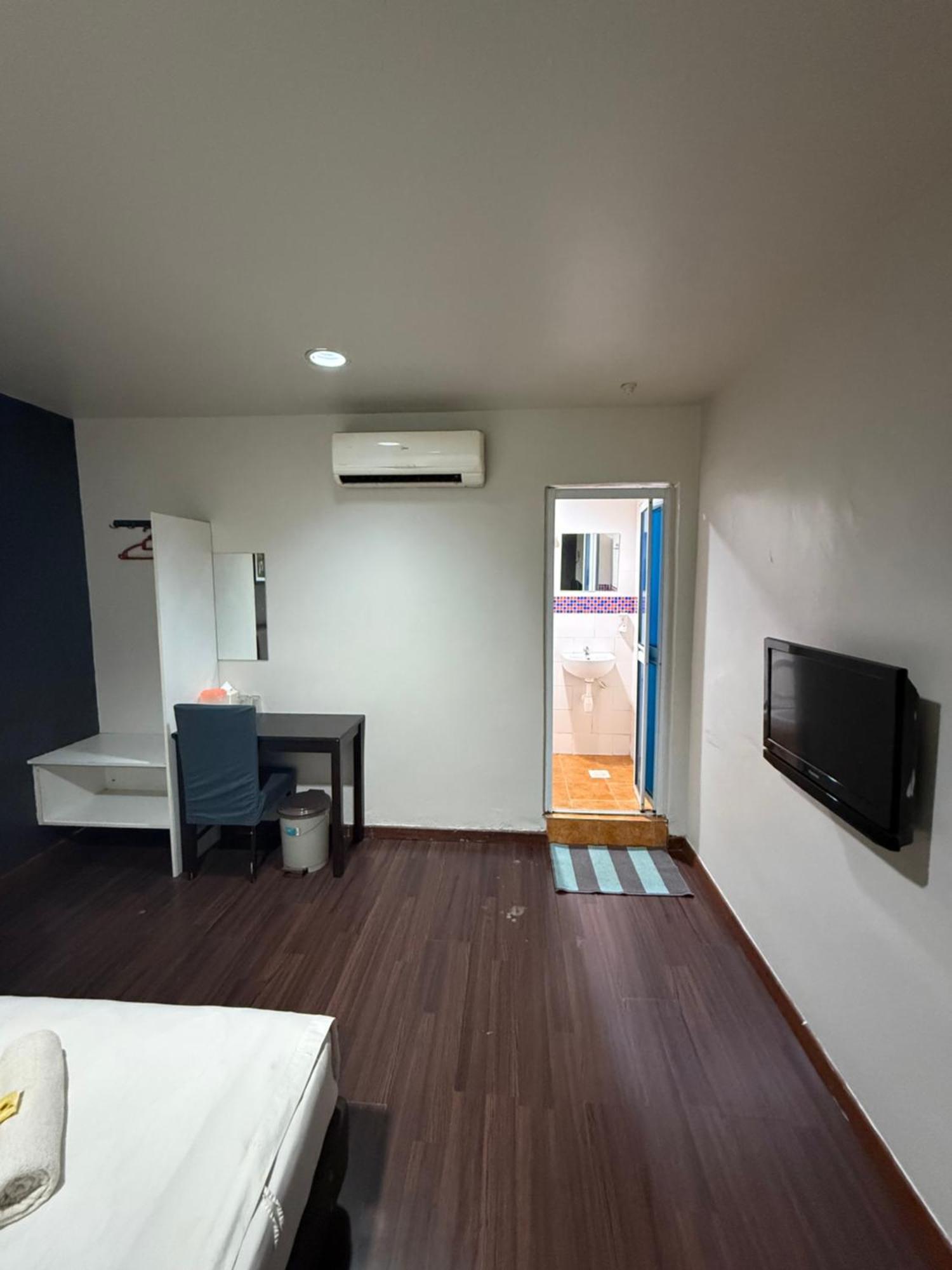 فندق 1St Living Subang سوبانغ جايا المظهر الخارجي الصورة